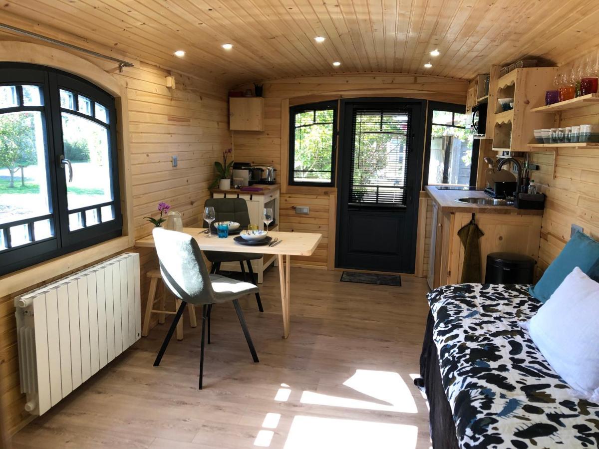 Roulotte Gites O Bien-Etre Massage Spa Sejour Bien-Etre En Hebergement Insolite Roulotte Karantez Ou En Gites Melon Ou Yock A 800 M Des Plages Maison D'Hote Drogou Порсподе Экстерьер фото